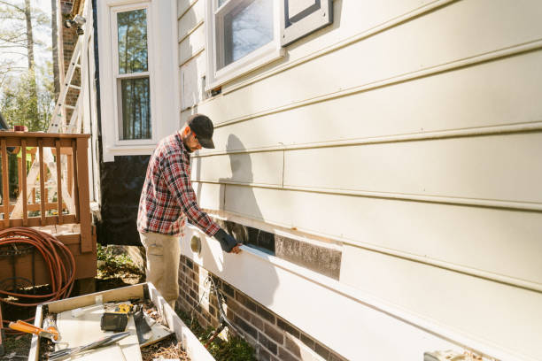 Trusted Emergency Siding Repair service in Castalia, NC - Creative Siding